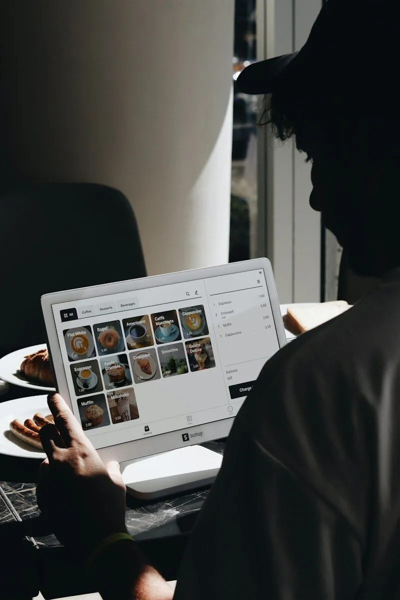 blog2 freelance digital marketer fashion consultant in UAE